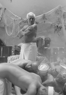 A Festa do Tapa (Sissy Boy Slap Party)