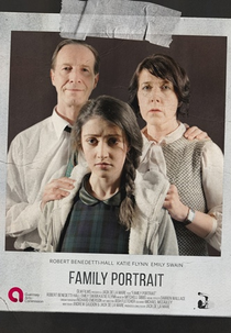 Family Portrait (Family Portrait)