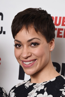 Cush Jumbo - Poster 2
