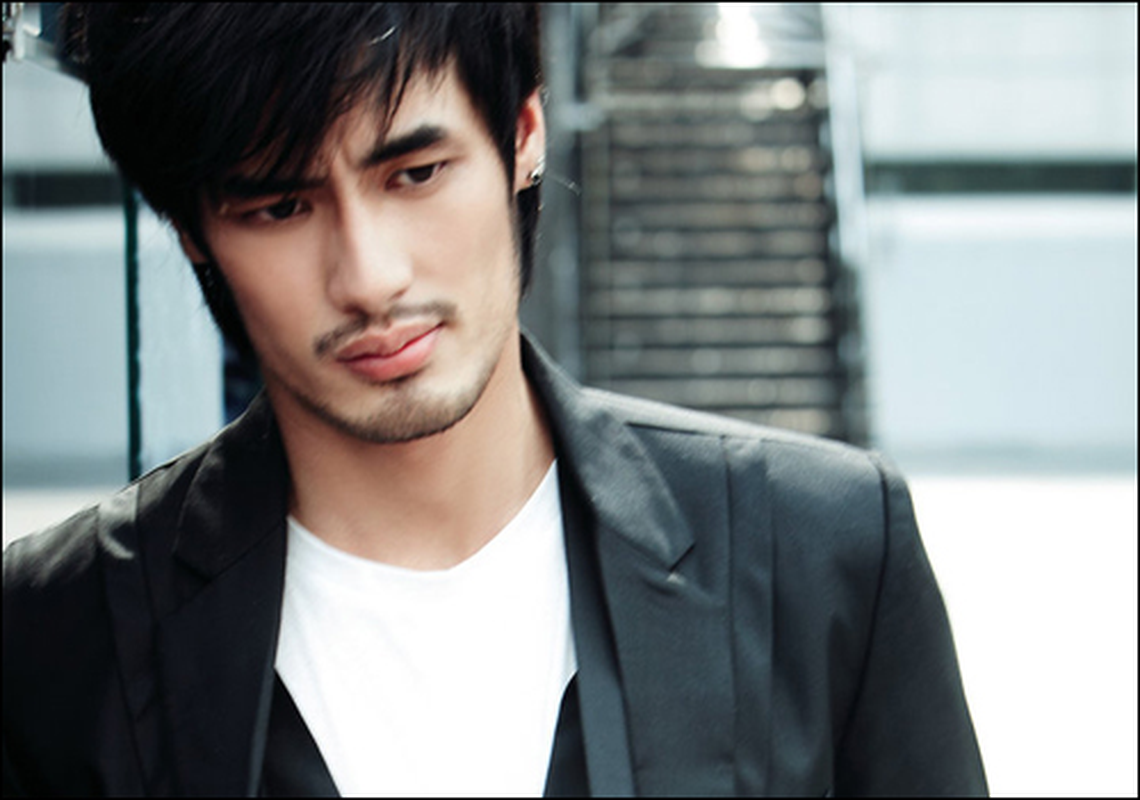 Pakorn Chatborirak - Foto 1