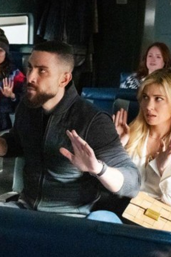 Poster de Episódio Hitched (2025)