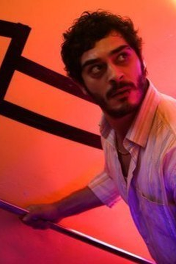 Poster de Episódio 2. Bölüm (2020)