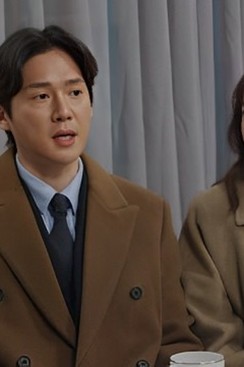 Poster de Episódio 뭐라고? 둘이 같이 살아? (2025)