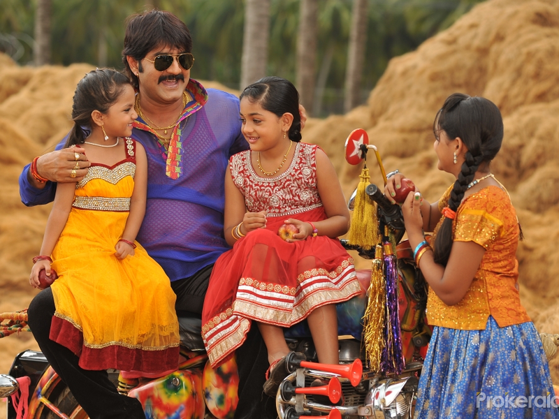 Foto 46 de Govindudu Andarivadele