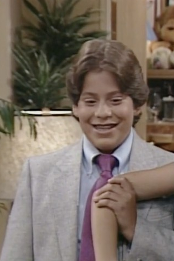 Poster de Episódio Dating Games (1984)