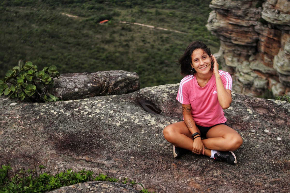 Aline Oliveira - Foto 1