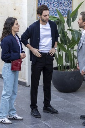 Poster de Episódio 6. Bölüm (FINAL) (2024)