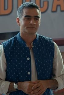 Darius Chinoy - Poster 1