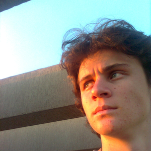Foto de perfil de Victor Sguarezi