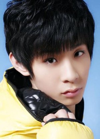 Li Peng Fei (22 de Abril de 1992) | Artista | Filmow
