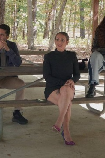 Poster de Episódio Angela & Justin (2023)