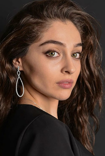 Cemre Baysel - Poster 1