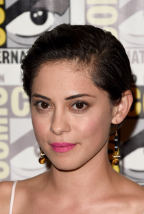 Rosa Salazar (I) - Poster 5