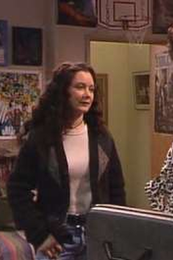 Poster de Episódio First Cousin, Twice Removed (1993)