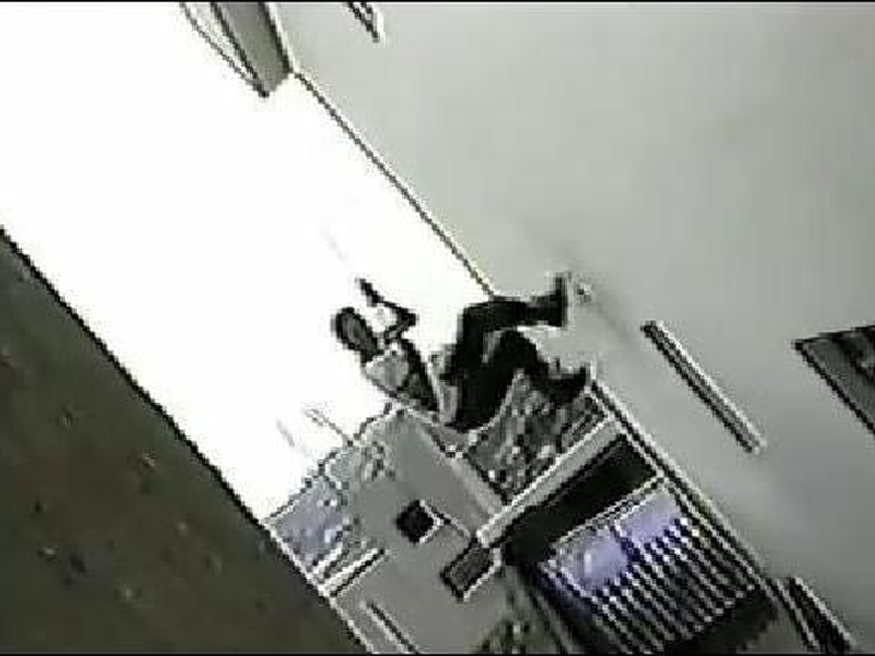 Foto 2 de JOU 2 A DETONAÇÃO