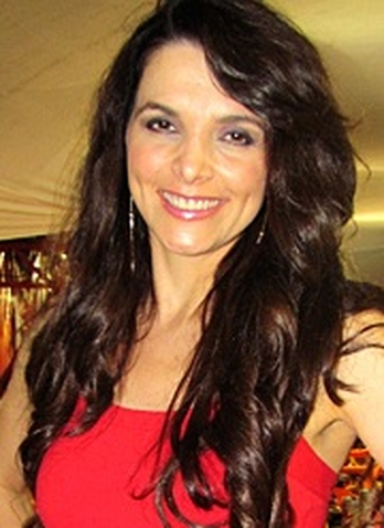 Luiza Ambiel (25 de Maio de 1972) | Artista | Filmow