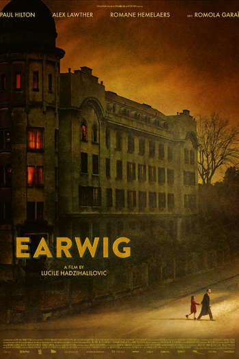 Poster de Filme Earwig (2021)