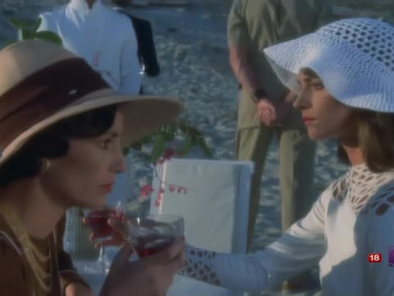 Foto 4 de Foxtrot       (The Other Side of Paradise)