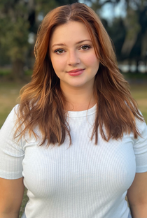 Lauren Ledger - Poster 1