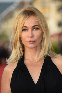 Emmanuelle Béart - Poster / Capa / Cartaz - Oficial 4