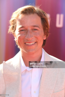 Skyler Gisondo - Poster 1