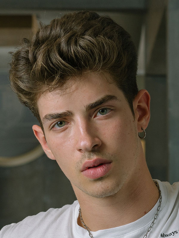 Manu Rios (17 de Dezembro de 1998) | Artista | Filmow