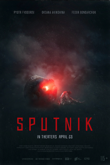  de Filme Estranho Passageiro: Sputnik (2020)