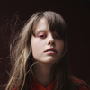 Mia Goth - Foto 2