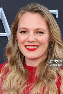 Emma Bell (I) - Poster 1