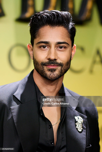 Manish Dayal - Poster 1