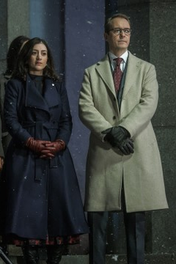 Poster de Episódio Bakom Stängda Dörrar (2026)