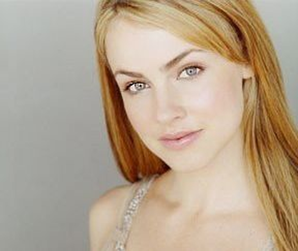 Amanda Schull - Foto 1