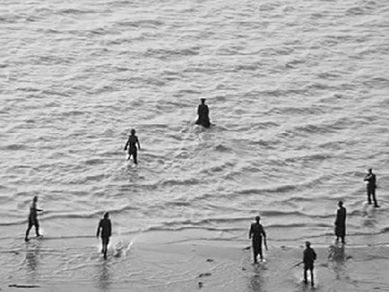 Foto 1 de Two comrades were serving