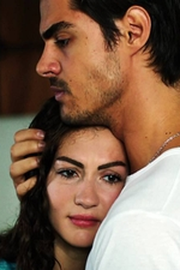 Poster de Episódio 17. Bölüm (2015)