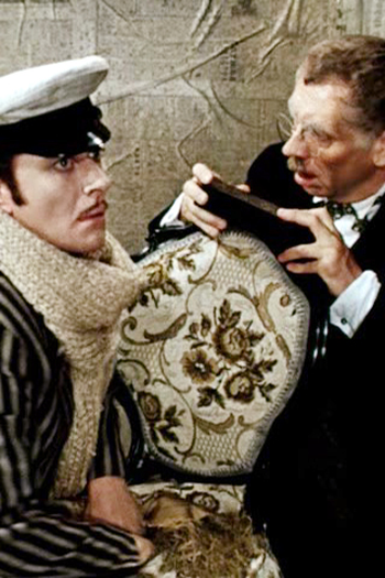 Poster de Episódio Серия 4 (1977)