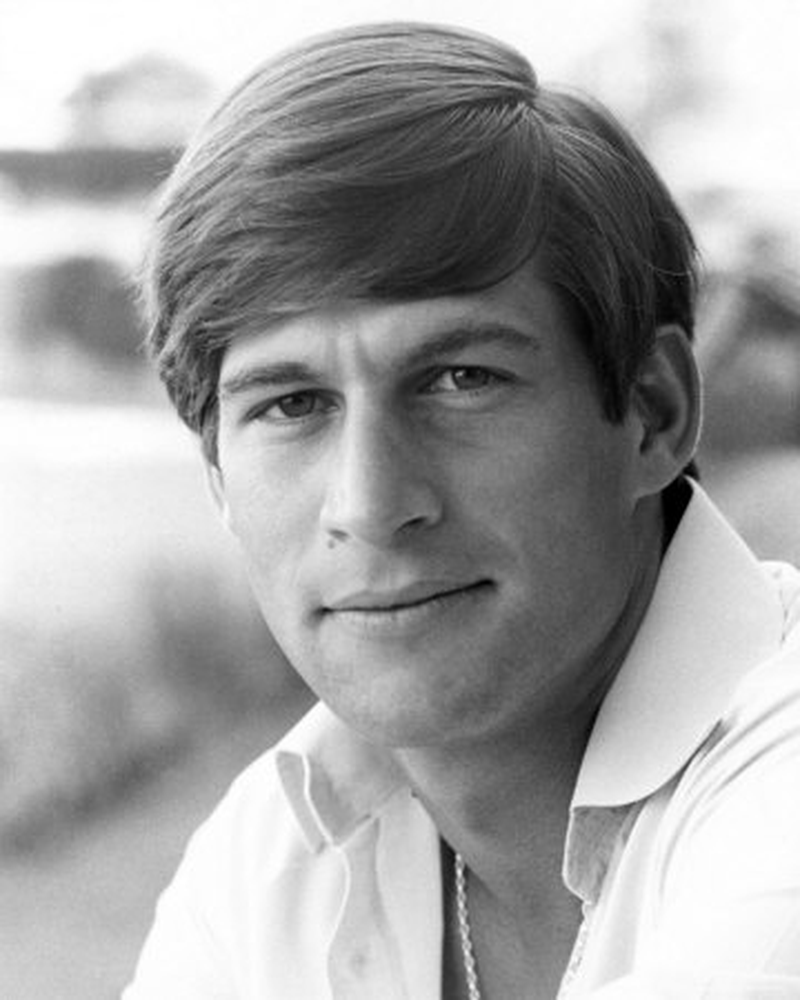 Simon MacCorkindale - Foto 2