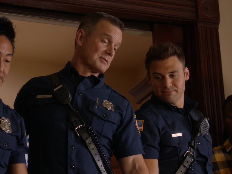 Foto 15 de 9-1-1 (6ª Temporada)