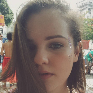 Foto de perfil de Laura