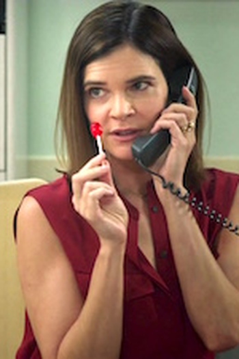 Poster de Episódio Receptionist Pot Voting Cramp (2016)