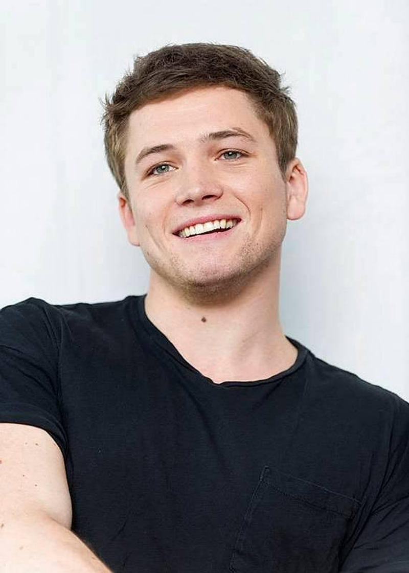 Taron Egerton - Foto 4