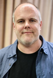 Tom Kapinos - Poster 1