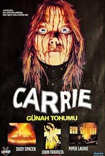 Carrie, a Estranha - Poster / Capa / Cartaz - Oficial 10