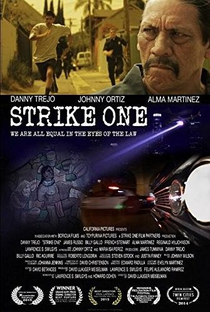 Strike One - Poster / Capa / Cartaz - Oficial 1