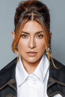 Fernanda Paes Leme - Poster 1