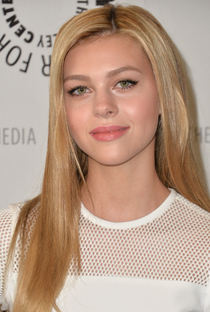 Nicola Peltz Beckham - Poster 3