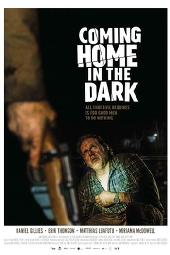  de Filme Voltando para Casa no Escuro (2021)