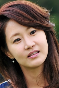Shin Eun-Kyung