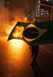 No Olho do Furacão (No Olho do Furacão)