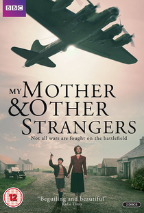 Minha Mãe e Outros Estranhos - Poster / Capa / Cartaz - Oficial 1