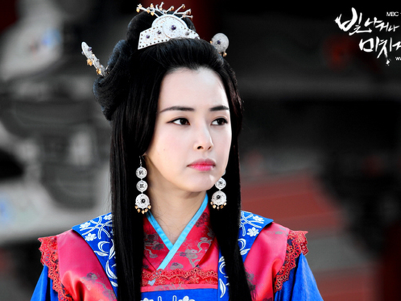 Foto 1 de Shine or Go Crazy